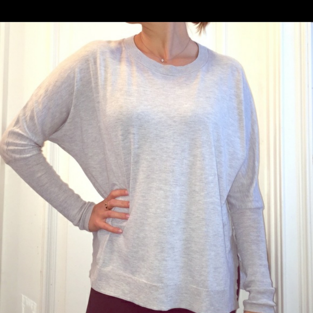 Anthropologie Lightweight grey pullover sweater size M